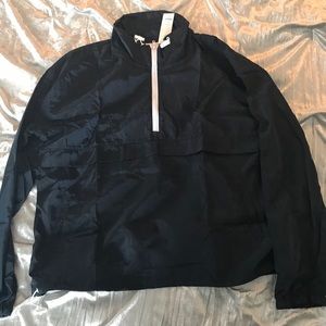 NWT windbreaker